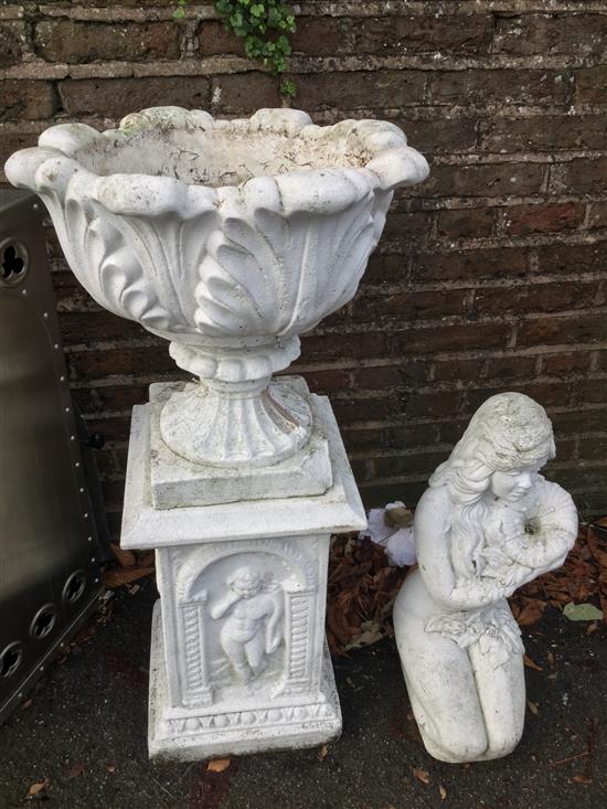 Garden urn & statue